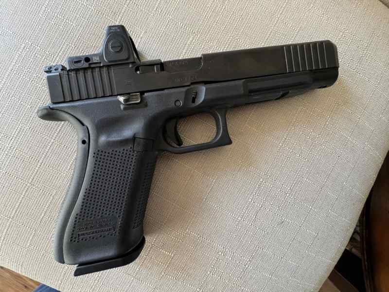 Gen 5 Glock 34 with Trijicon Type 2 RMR 