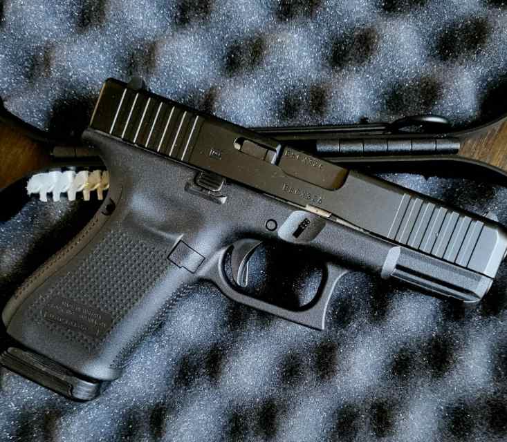 Glock G19