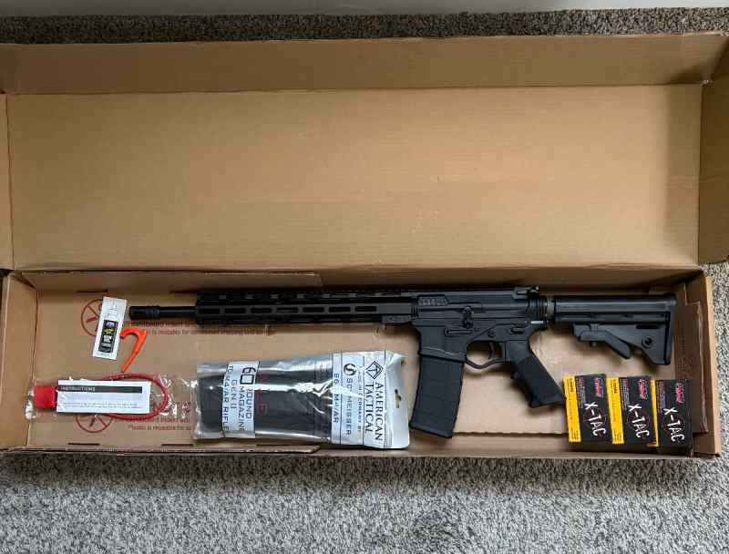 NIB AR 15 with 60 rd mag 