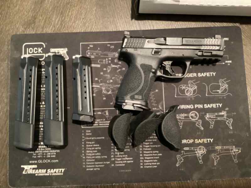 S&amp;W M&amp;P 2.0 compact range pack for sale 