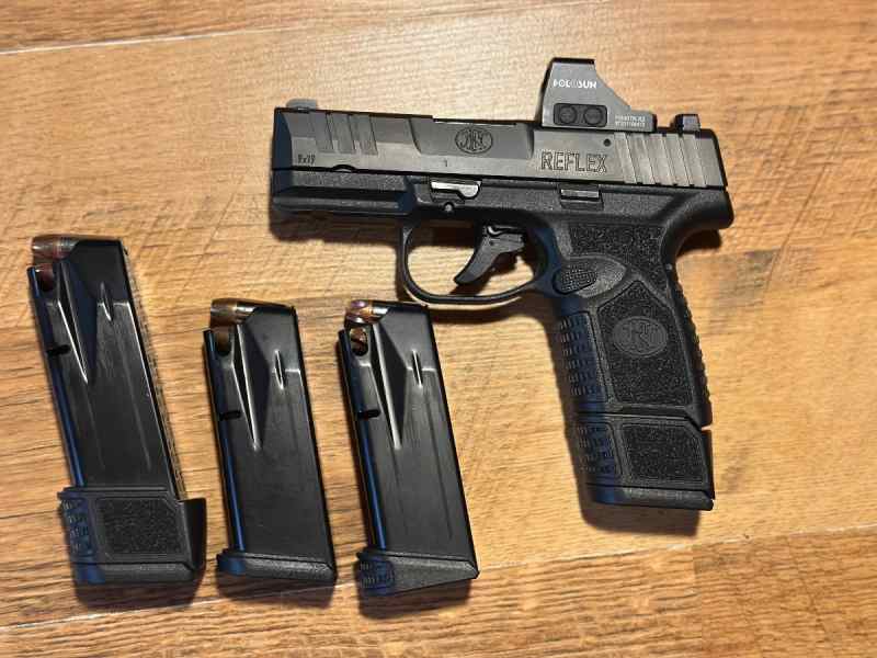 FN Reflex Optics Ready with 4 Magazines 