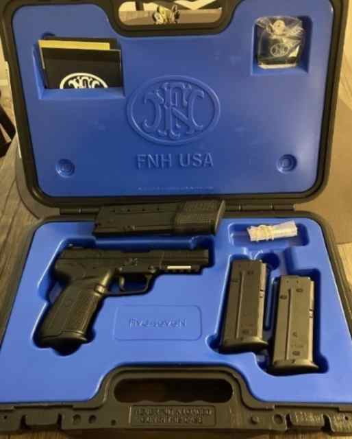 FNH 5.7 Black