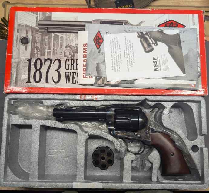 Pietta 1873 357mag/9mm revolver