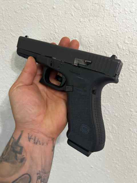 Glock Model G20 GEN4 10MM Pistol