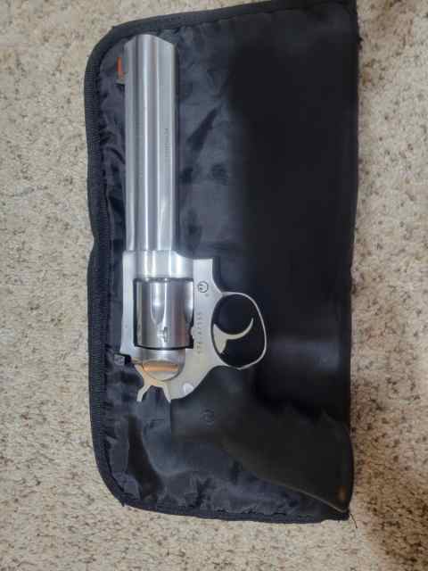 Ruger GP100 6&quot; Stainless Revol