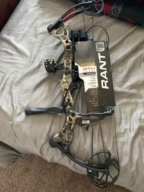 Bear rant compound bow 