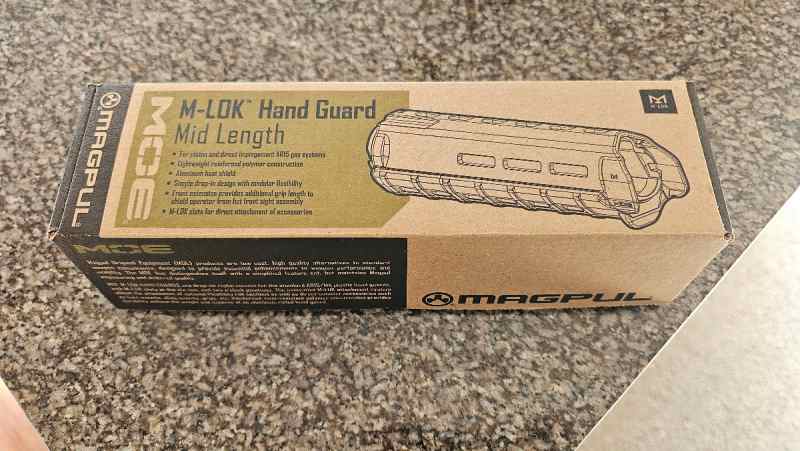 M-LOK handguard Mid Length