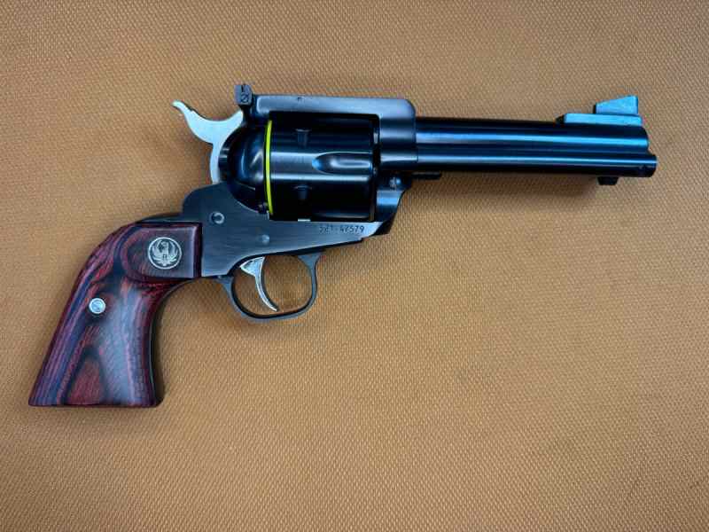 NEW IN BOX - Ruger Blackhawk Convertible - 357Mag