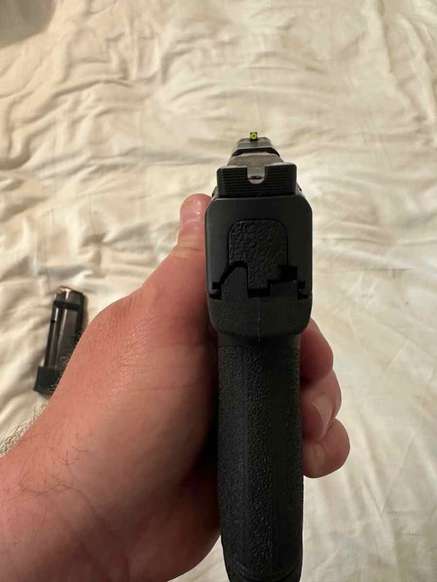 Ar15 NEED GONE ASAP TODAY