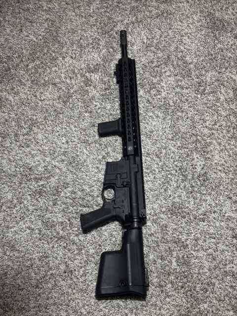 Troy 2017 AR-15