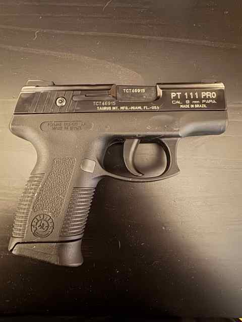 Taurus PT 111 Pro 9mm / Houston area