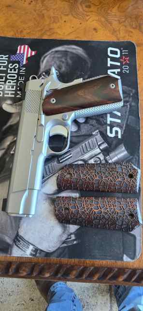 ED BROWN KOBRA CARRY 