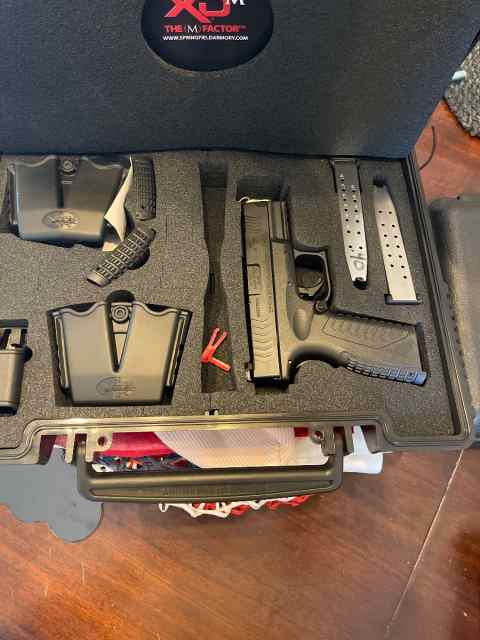 Springfield XDM compact