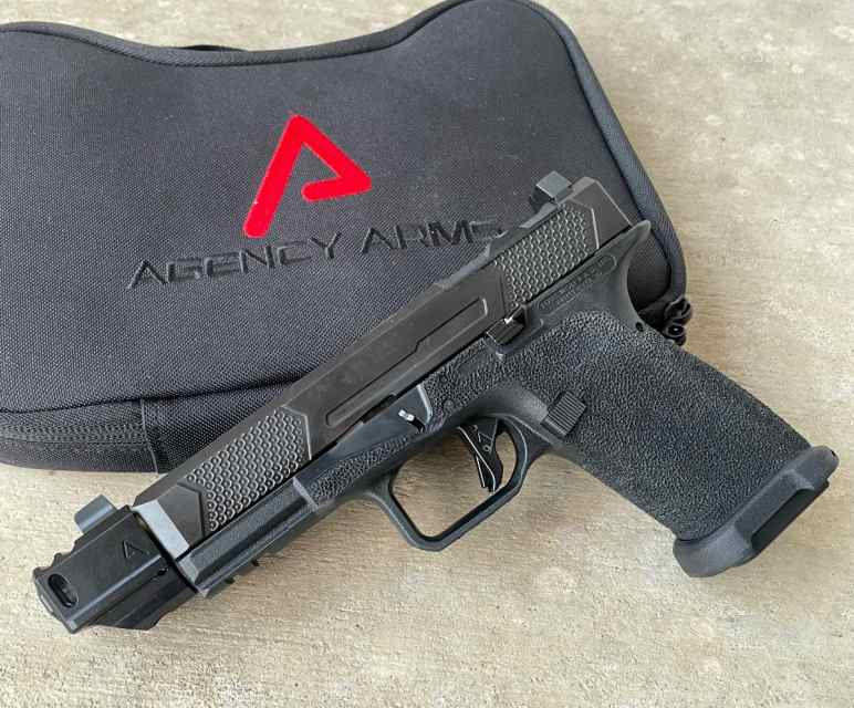 FS: Custom Glock 19 Gen 4 (Agency, Timberwolf)
