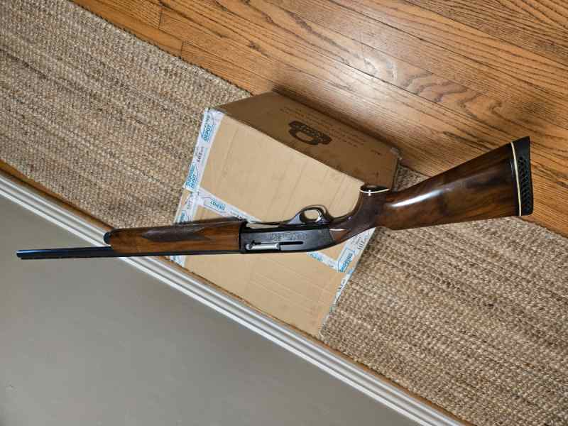 Smith &amp; Wesson 1000 12 Gauge Shotgun 26&quot; Like New