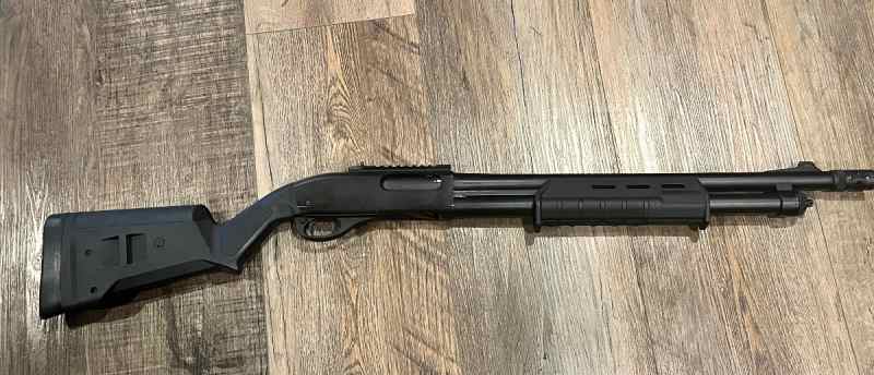 Remington 870 Tactical - Magpul edition 