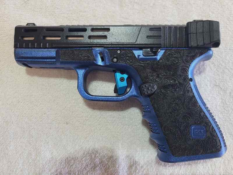 Glock 19 Gen  3 by Dominator Gunworks