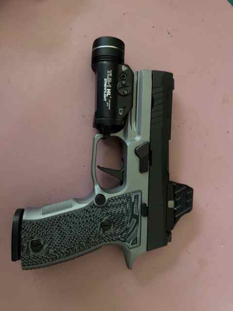Sig Sauer P320 AXG Carry