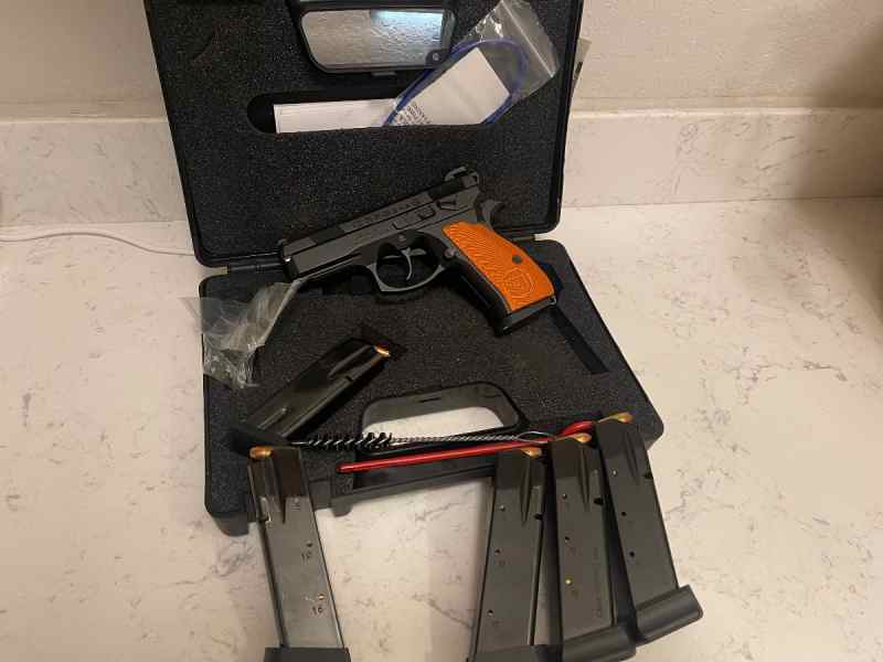 CZ P01 Omega convertible 9mm