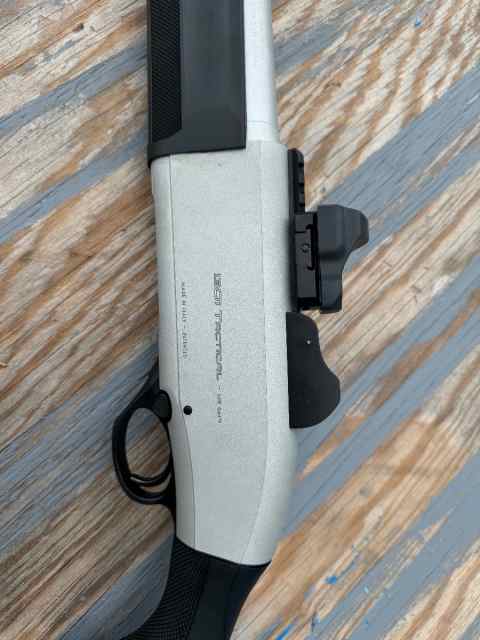 Beretta 1301 tactical 