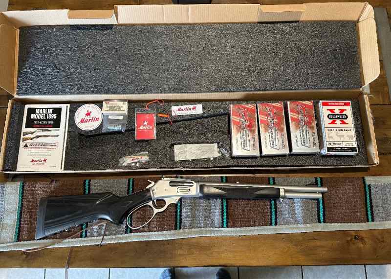 Marlin 1895 Trapper 45-70 + Extras