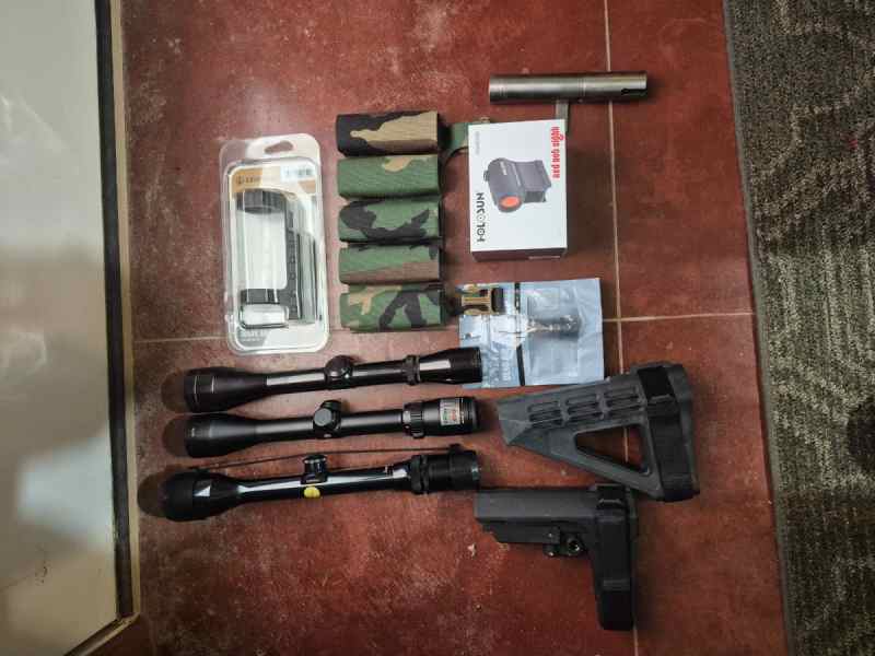 Gun Accessories Kit (Scopes, Red Dot, Braces, ect)