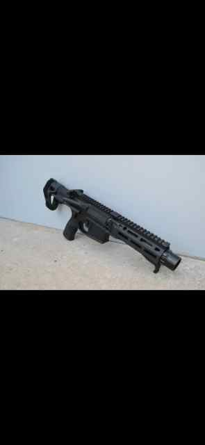 Daniel Defense DDM4 PDW 300 blackout pistol 