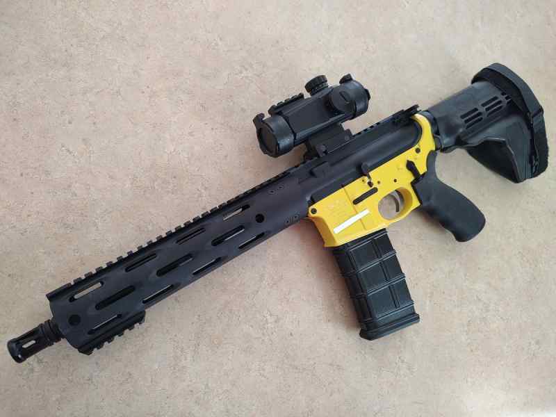 AR pistol