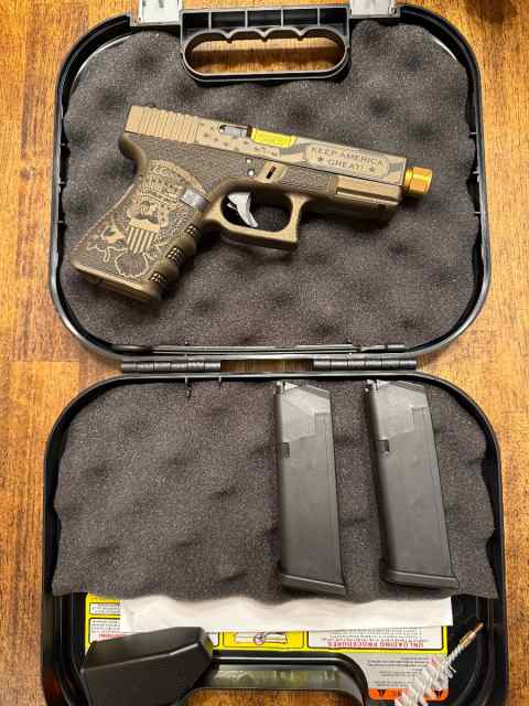 Glock 19 Trump