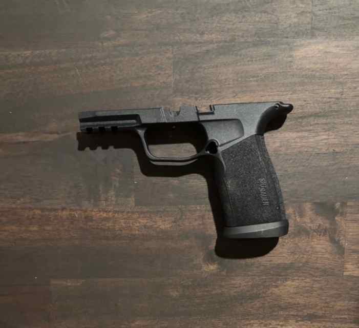 Sig Sauer P365 X-Macro Grip