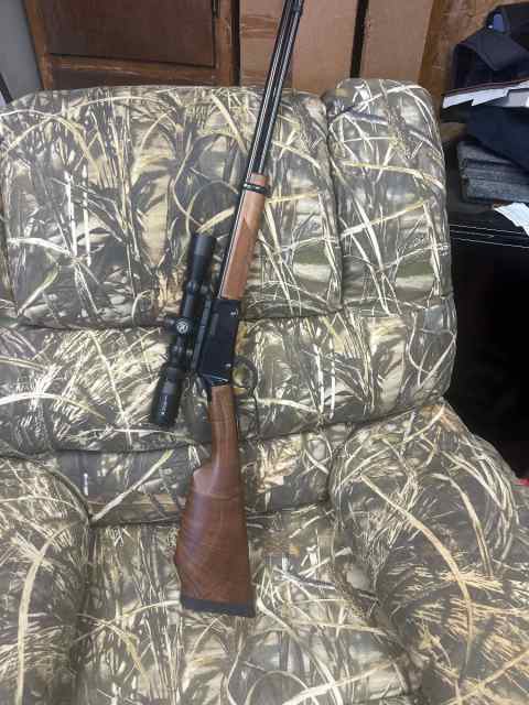 Henry 17HMR with Vortex Crossfire II 2-7x scope 