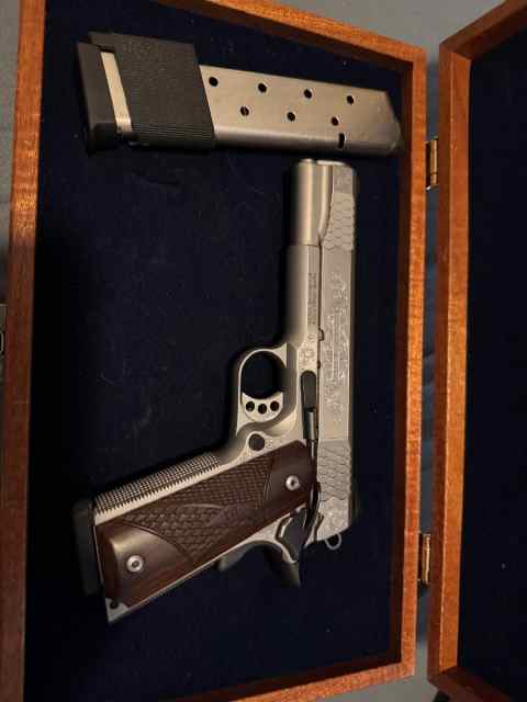 Smith and Wesson 1911 45.cal