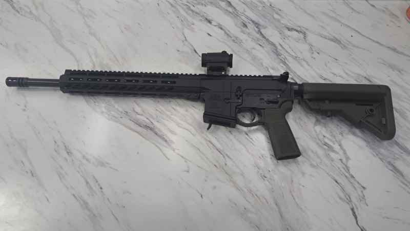 16&quot; 9mm AR15 accepts glock mags