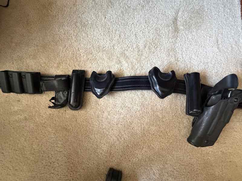 Law Enforcement Duty Belt and Holster