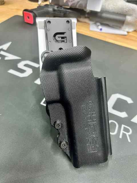 P320 Ghost Thunder Elite Holster