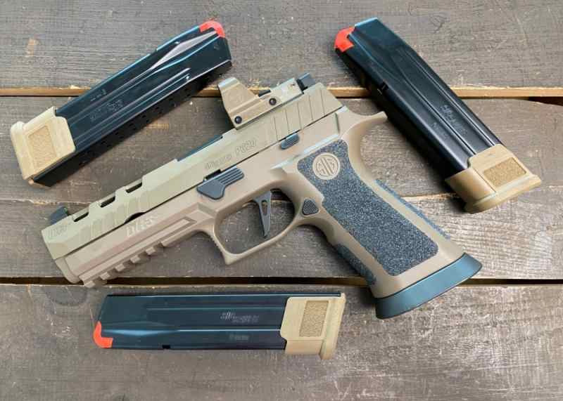 Sig Sauer P320 X-5 DH3 9mm Leupold DP-PRO FDE