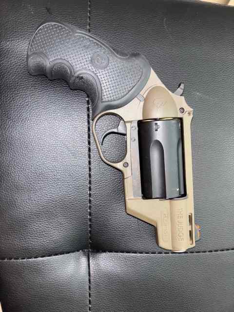Taurus 410 revolver 