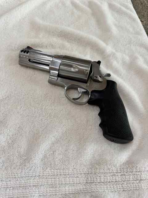 Smith &amp; Wesson 500