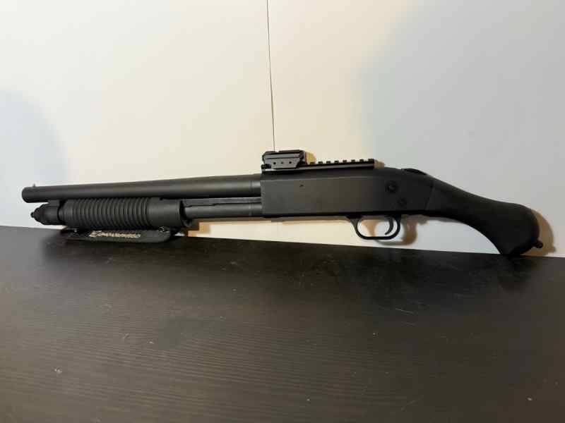 Mossberg 590 12ga Shockwave w/ laser and extras