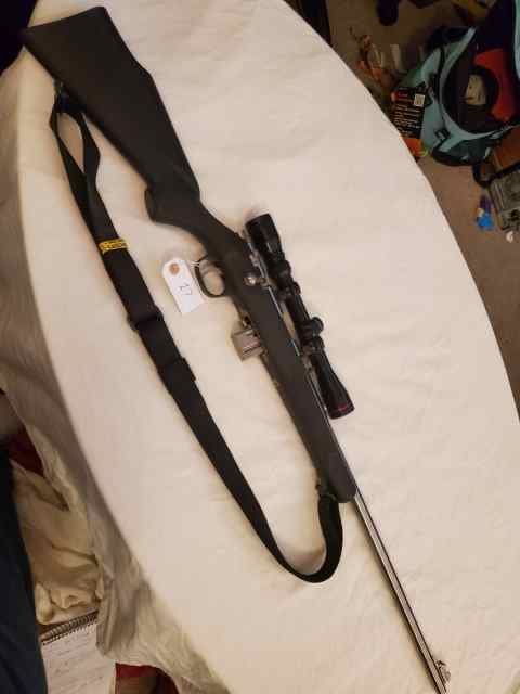 MARLIN 882 SS 22 WMR with scope and strap
