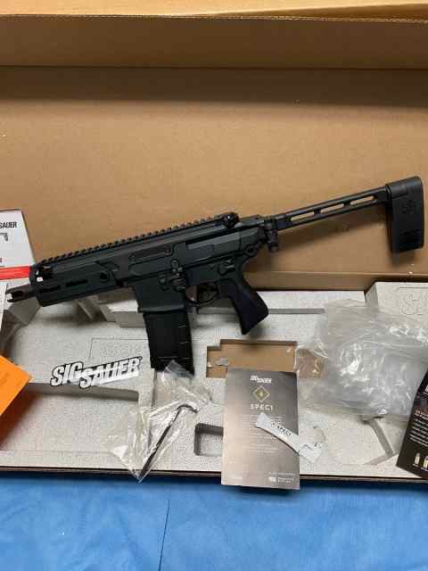 SIG 2 (1).jpg