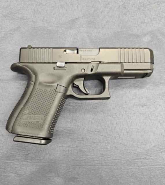 Glock 19 Gen 5 W/2 Mags No BOX