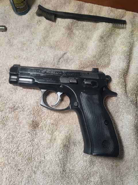 CZ 75 semi Compact