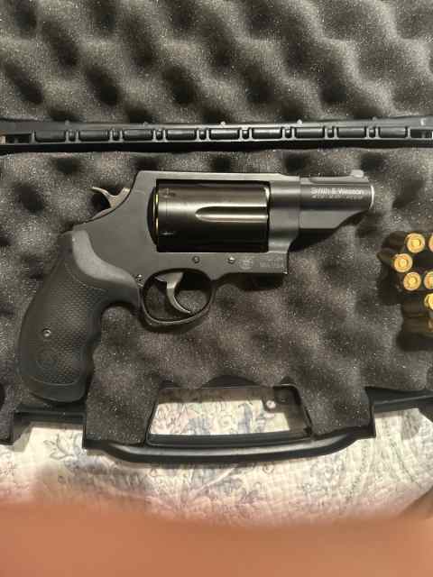 S&amp;W governor for trade 