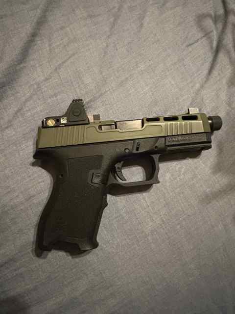 Glock 19 clone