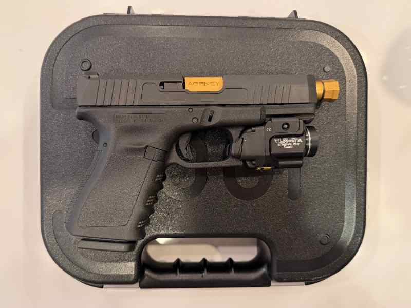 Glock 19 Full Package