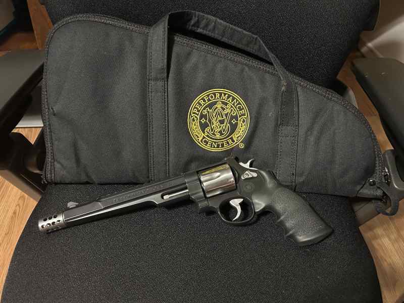 S&amp;W Perf Center 44 Magnum Hunter PRICE DROP