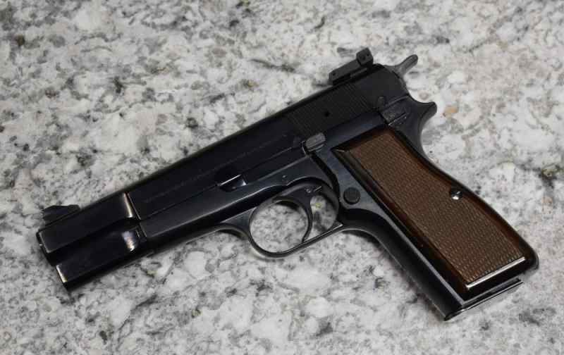 Browning Hi-Power Mark III 9mm Luger 9x19 MFG 1986