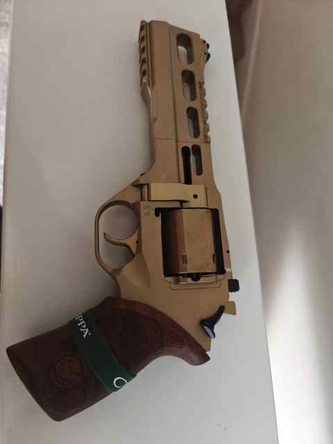 Chiappa Rhino 60ds gold