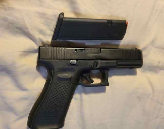Glock 17 9mm Neatly Used